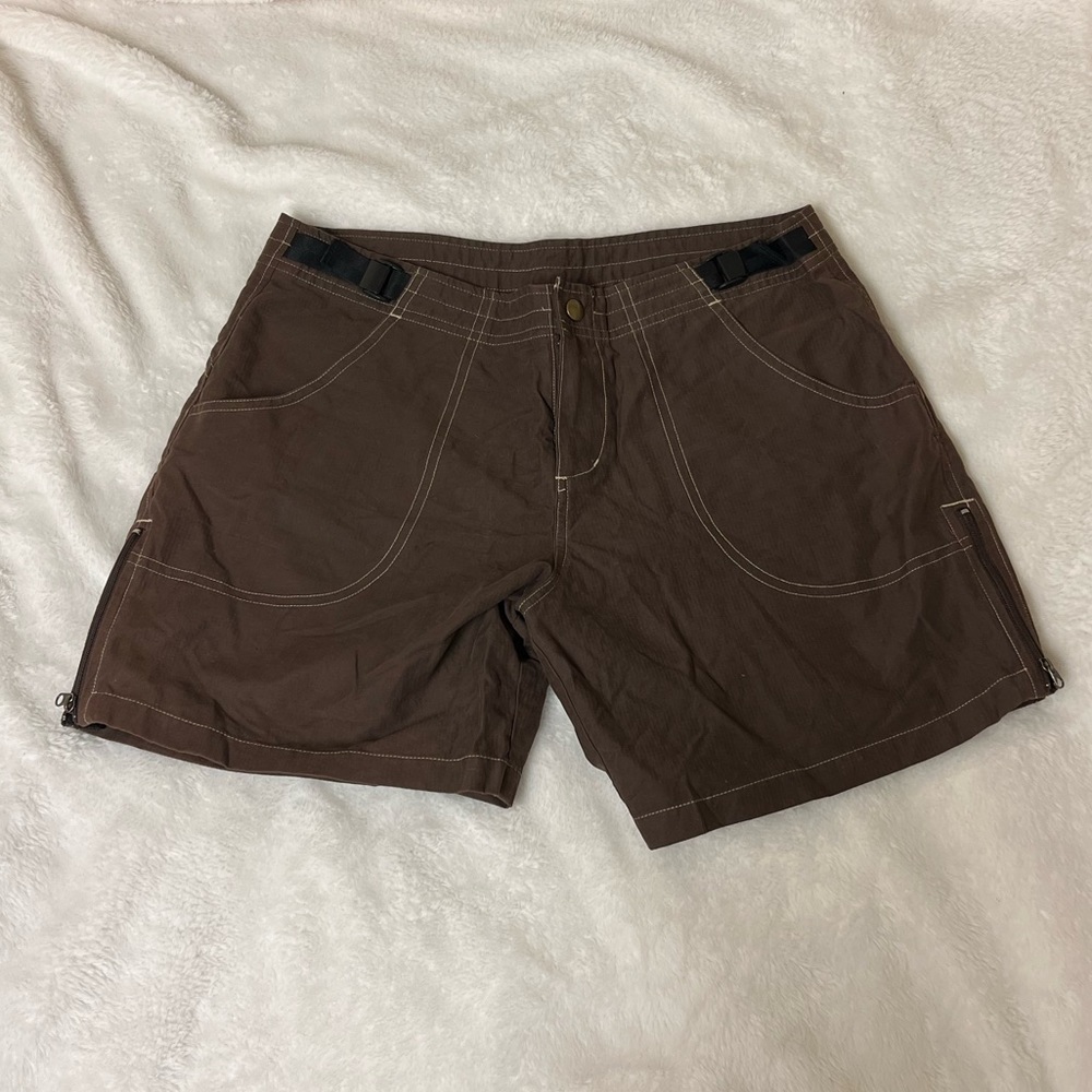 KÜHL cargo shorts size-medium